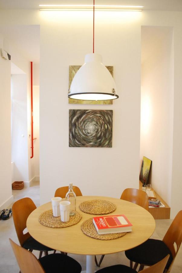 Stylish Studios Apartment In The City Center With Air Conditioning Budapest Kültér fotó